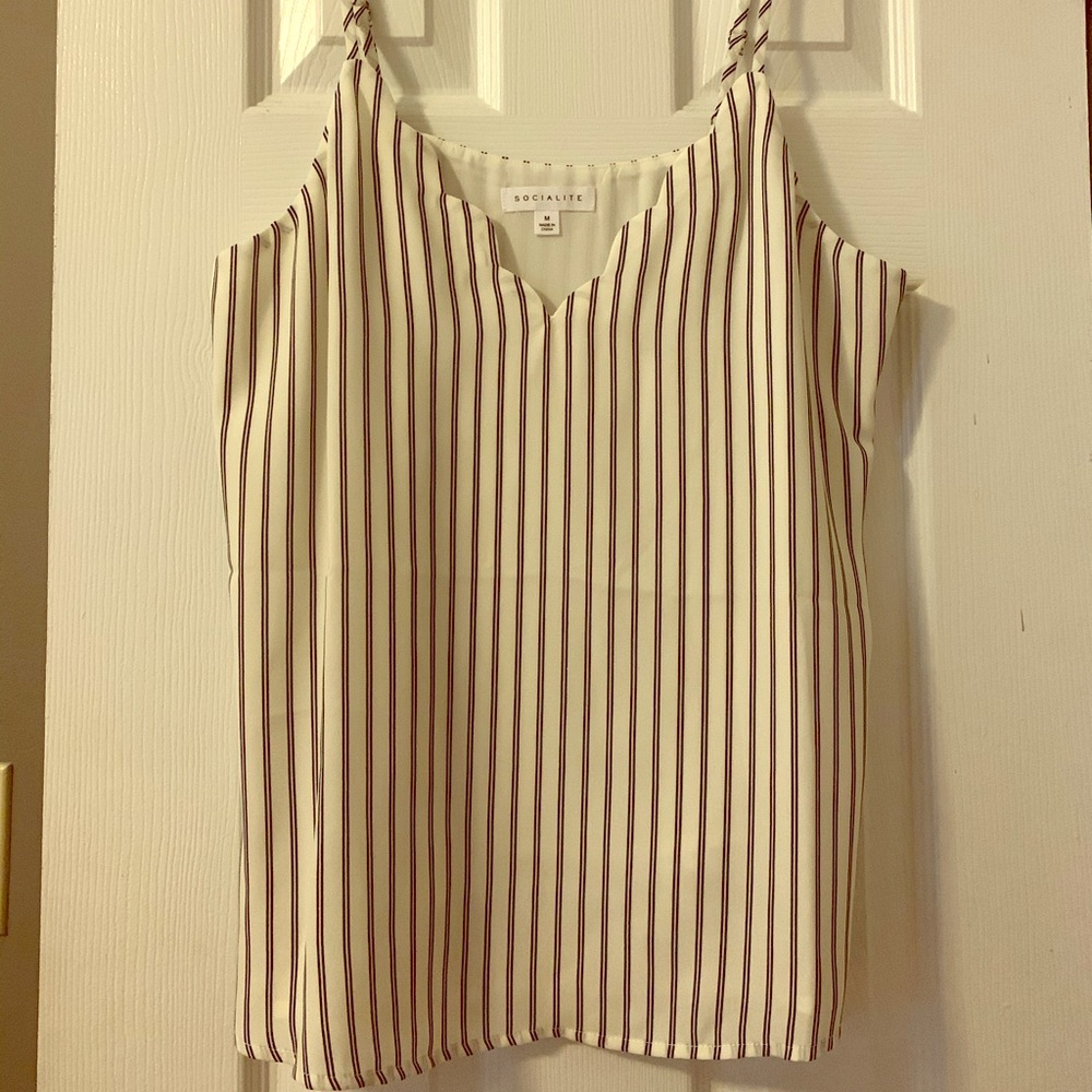 NWOT Socialite Scalloped V-Neck Cami